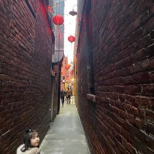 Meet your Posher, Raquel